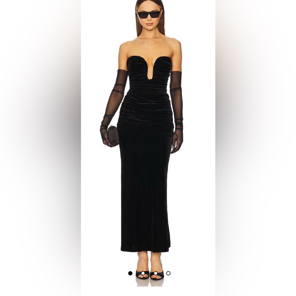 Bardot Elvira Velvet Maxi Dress Revealing Plunging Neckline in Black Size 6